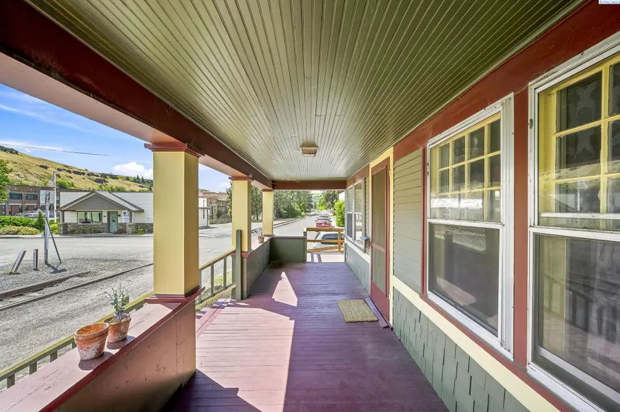 401 N Lake St, Colfax, WA 99111 - #3