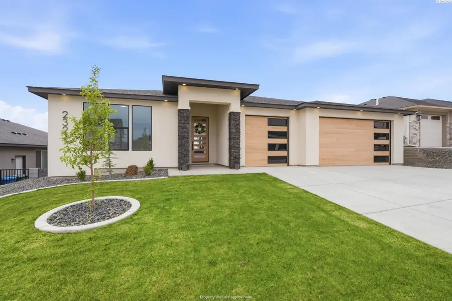 2321 Waterhill Ave., Richland, WA 99352 - #2