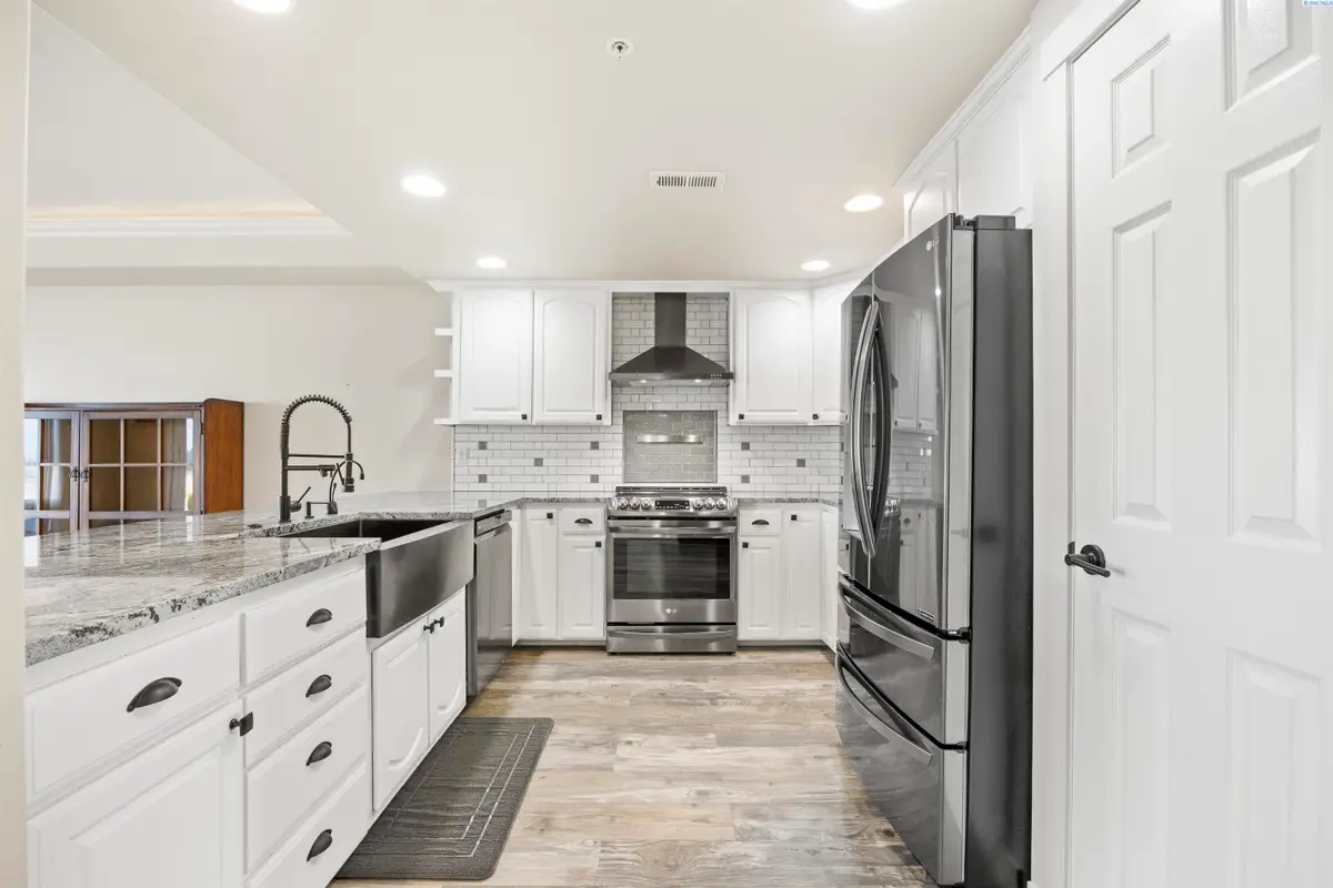300 Columbia Point Dr. Unit D101 #D101, Richland, WA 99352 - #1