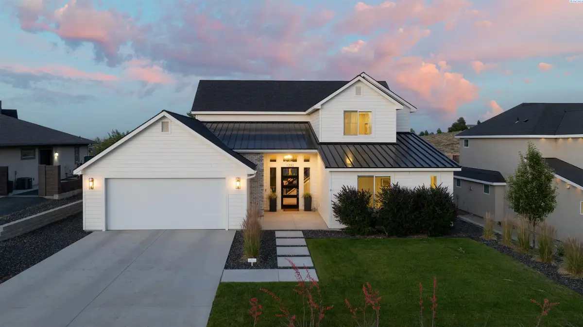 1232 Meadow Hills Drive, Richland, WA 99352 - #1