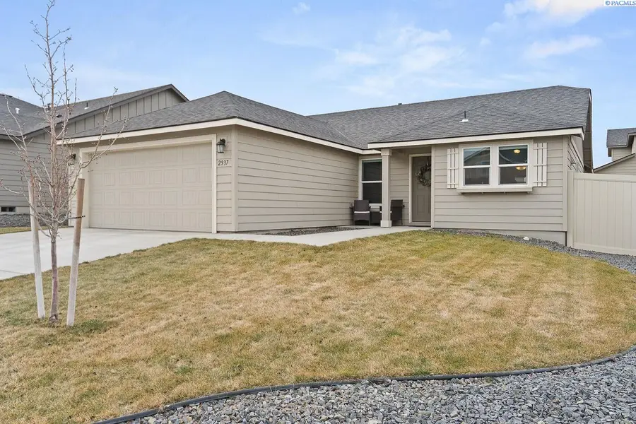 2937 Castle Rock Boulevard, Richland, WA 99352 - #2