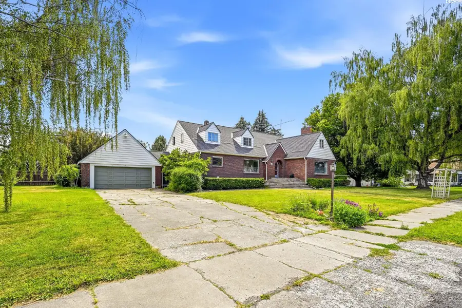 303 W Steptoe Ave, Oakesdale, WA 99158 - #3