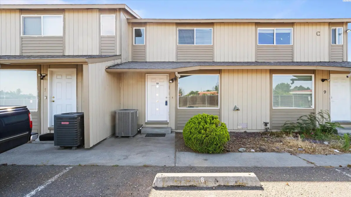 2313 W Sylvester St #C-8, Pasco, WA 99301 - #1