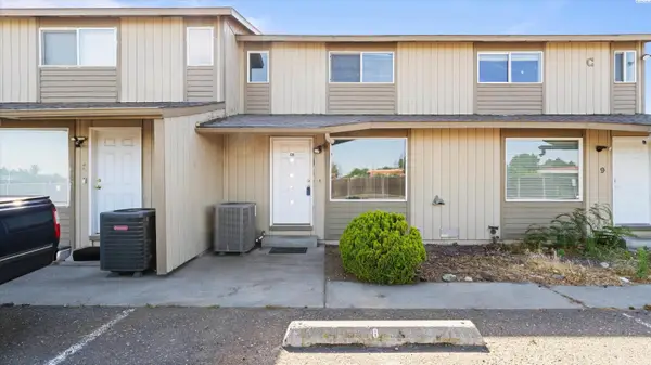 2313 W Sylvester St #C-8, Pasco, WA 99301