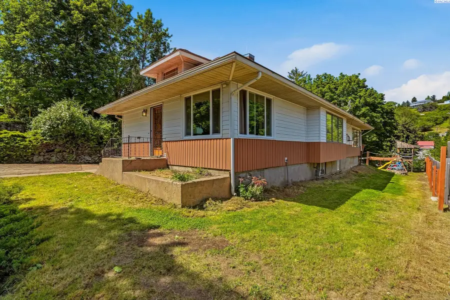 812 S Lake, Colfax, WA 99111 - #3