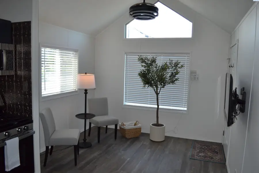 1155 SE Professional Mall Blvd #327, Pullman, WA 99163 - #3