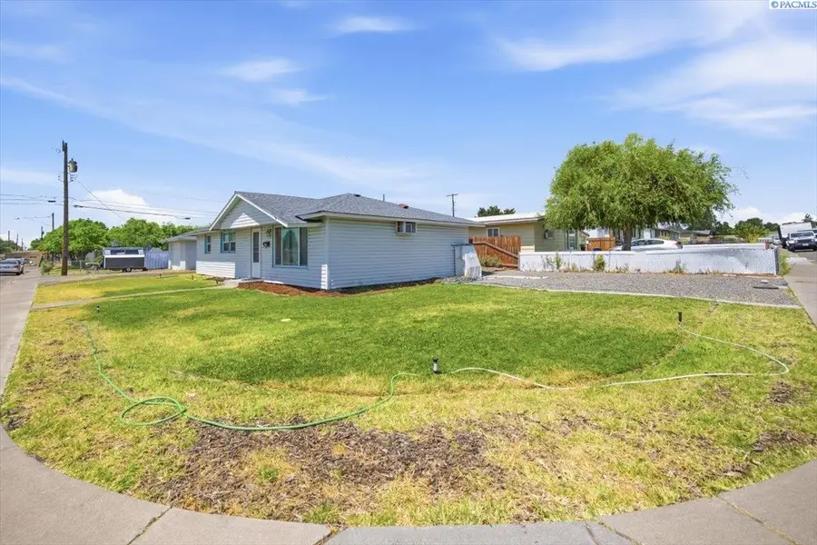 1503 W Howard, Pasco, WA 99301 - #2