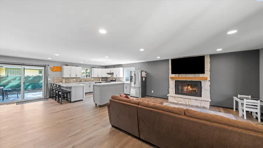 1008 Concord Way, Prosser, WA 99350 - #3