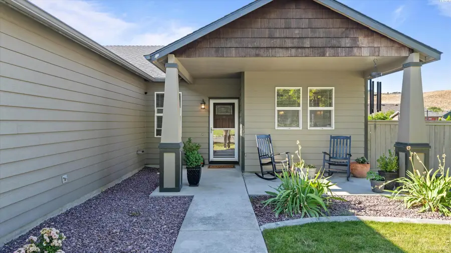 5803 W 11th Place, Kennewick, WA 99338 - #2