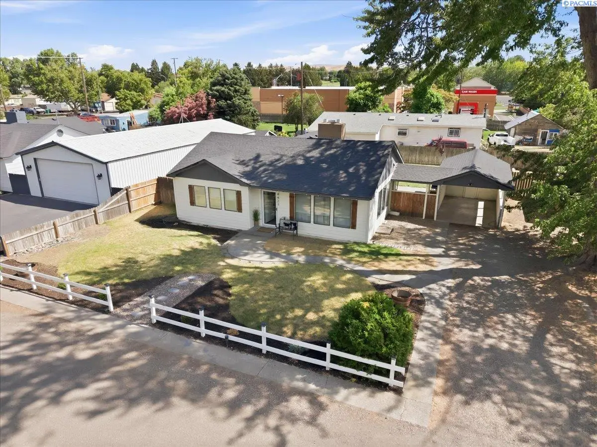 4421 W 9th Avenue, Kennewick, WA 99336 - #1