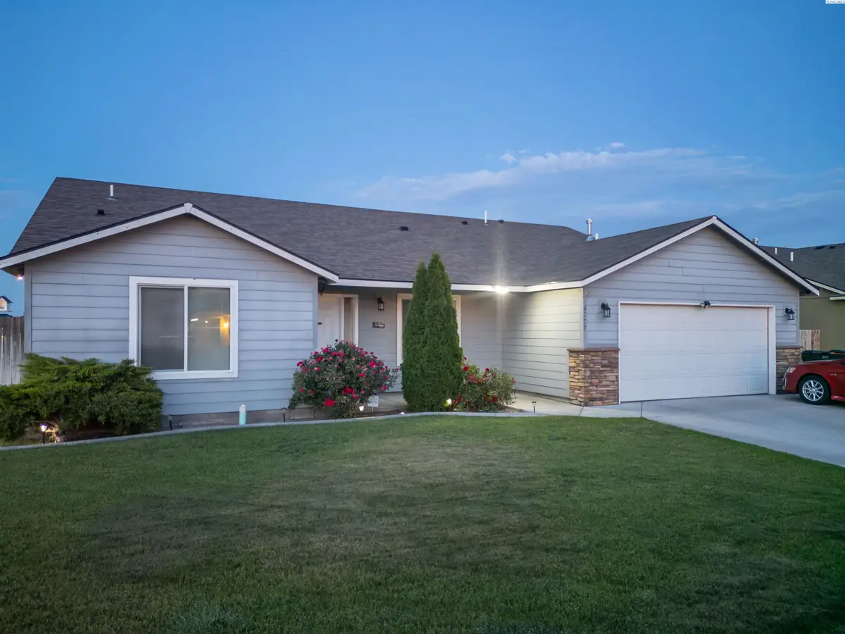 6307 Panther Ln, Pasco, WA 99301 - #1