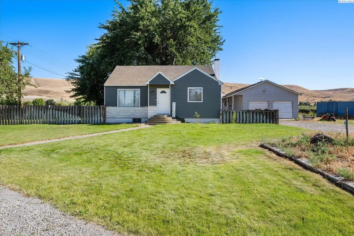 150301 W Byron, Prosser, WA 99350 - #1