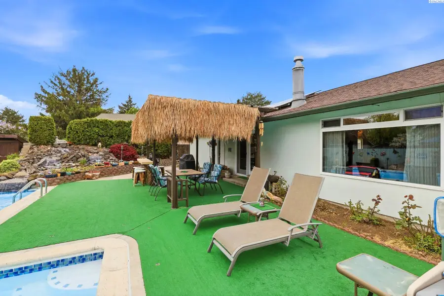 800 N Reed Pl, Kennewick, WA 99336 - #2