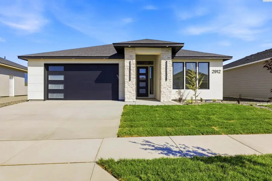 2912 Meadowlark Ave, Richland, WA 99352 - #2