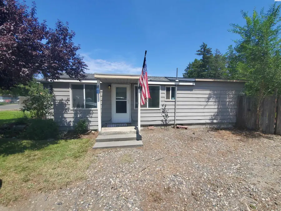 966 N 59th, West Richland, WA 99353 - #2