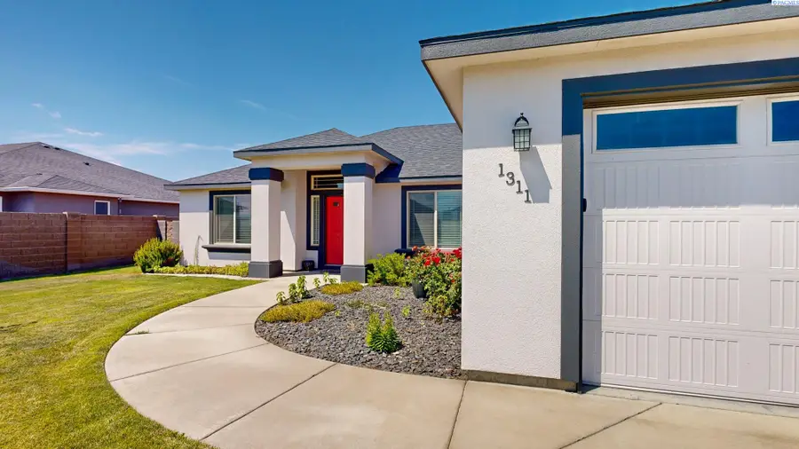 1311 Platinum Place, West Richland, WA 99353 - #2