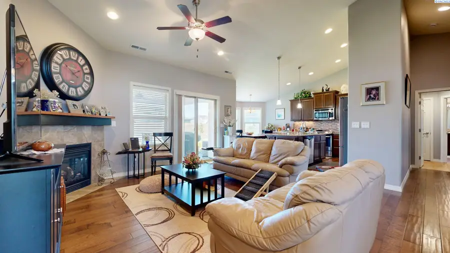 1311 Platinum Place, West Richland, WA 99353 - #3