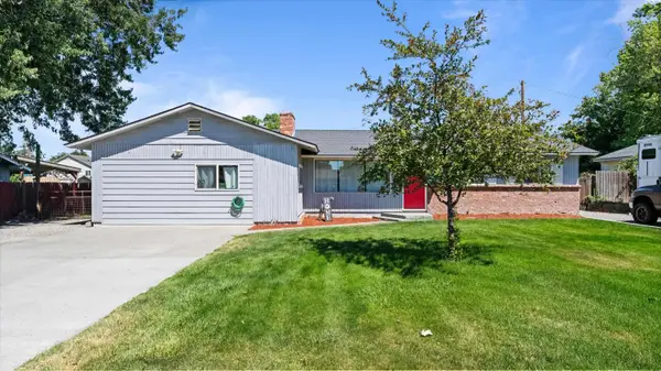 114 N Kellogg St, Kennewick, WA 99336