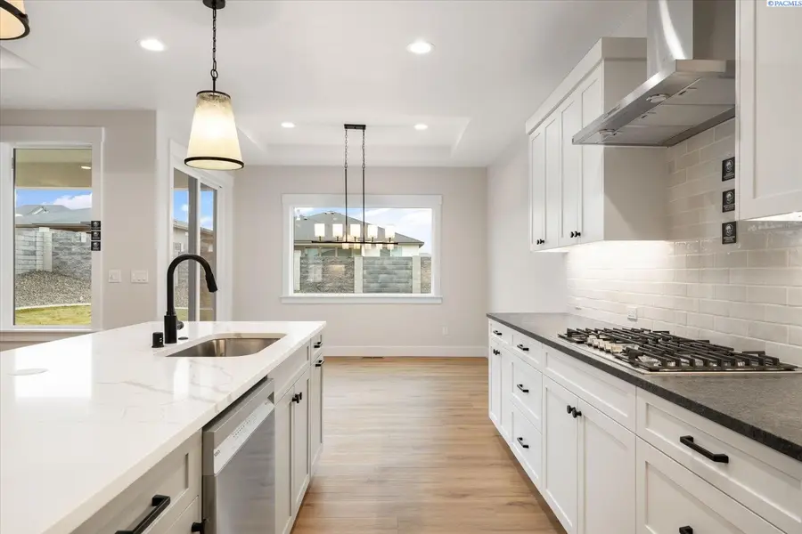 2354 Waterhill Ave., Richland, WA 99352 - #3