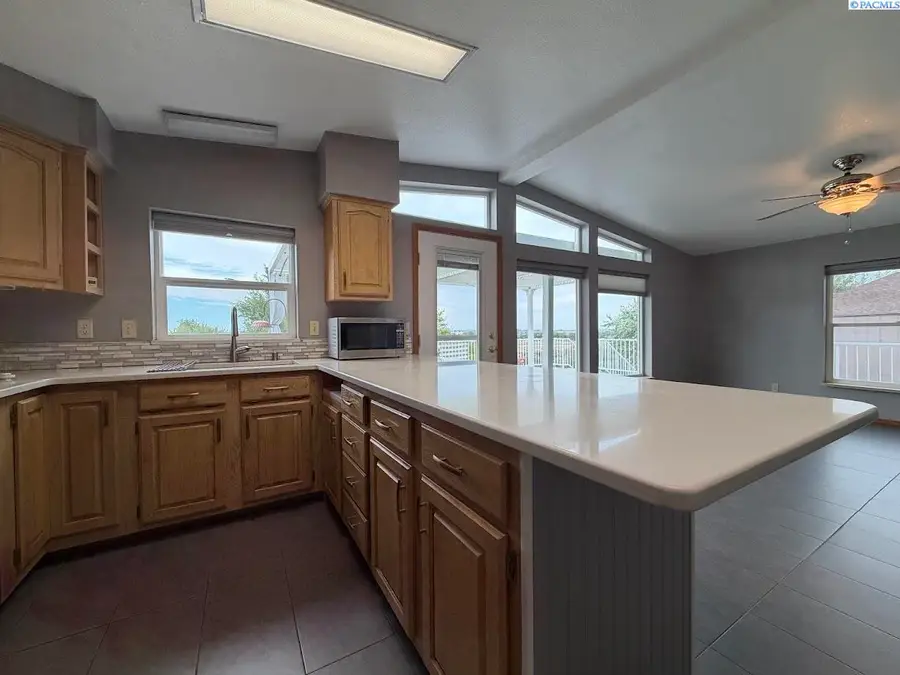 38 Valley View Cir, Richland, WA 99352 - #2