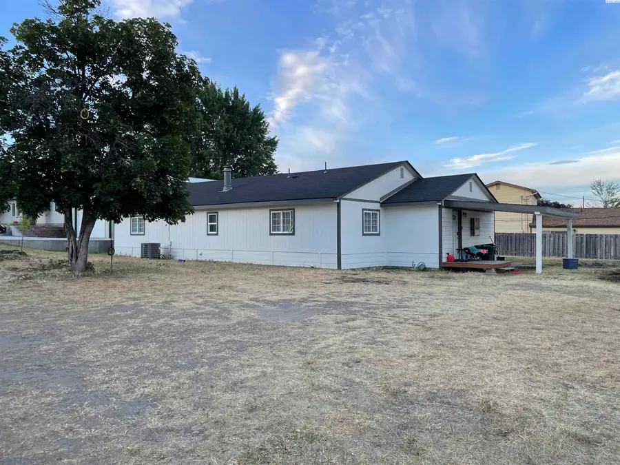 6106 Desert View, West Richland, WA 99353 - #2