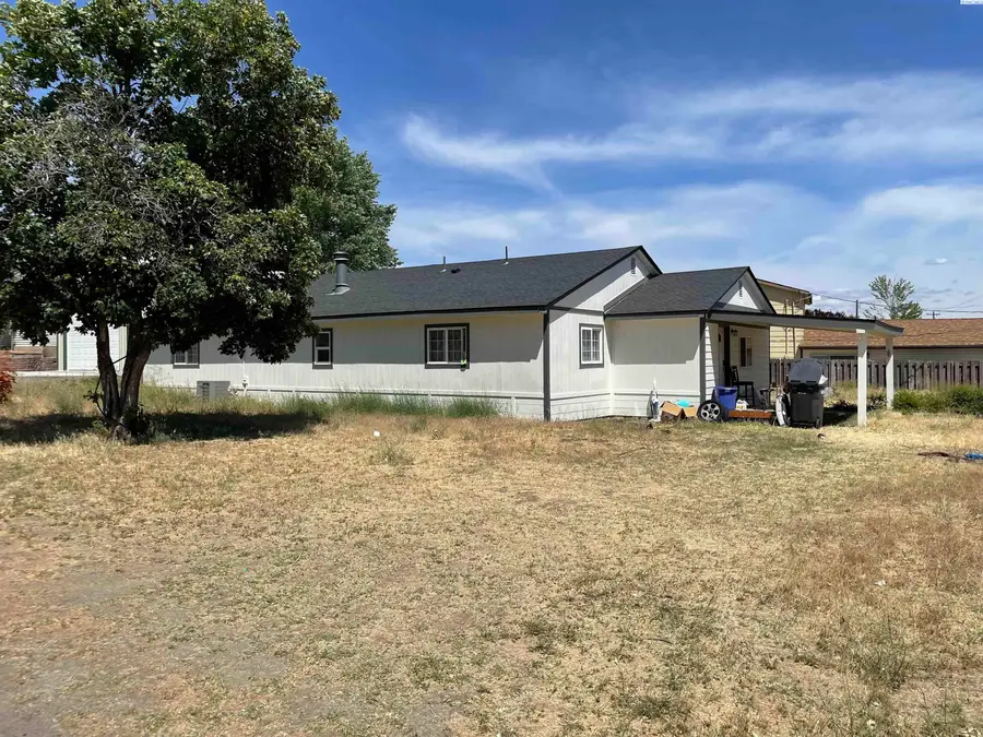 6106 Desert View, West Richland, WA 99353 - #3