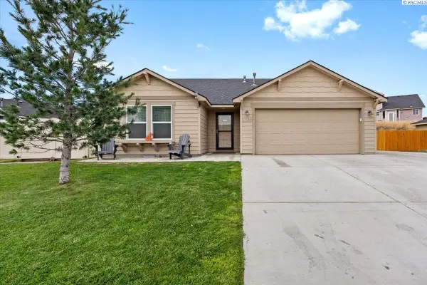 6009 Pimlico Dr, Pasco, WA 99301-6035