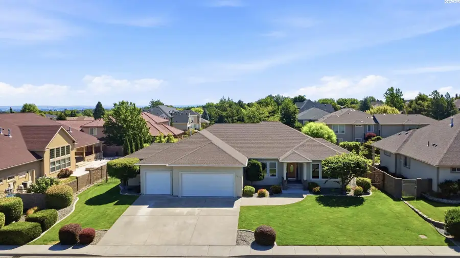 1811 S Dawes Street, Kennewick, WA 99338 - #2