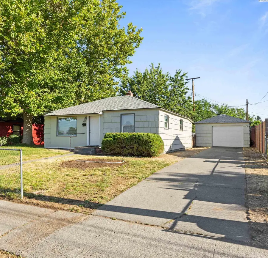 1007 W Pearl St., Pasco, WA 99301 - #2