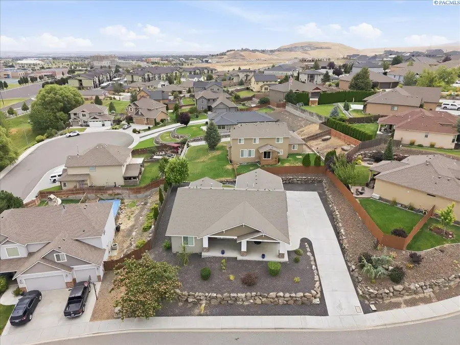 3713 S Lincoln, Kennewick, WA 99337 - #3