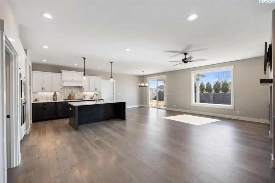 2456 Maggio Loop, Richland, WA 99352 - #3