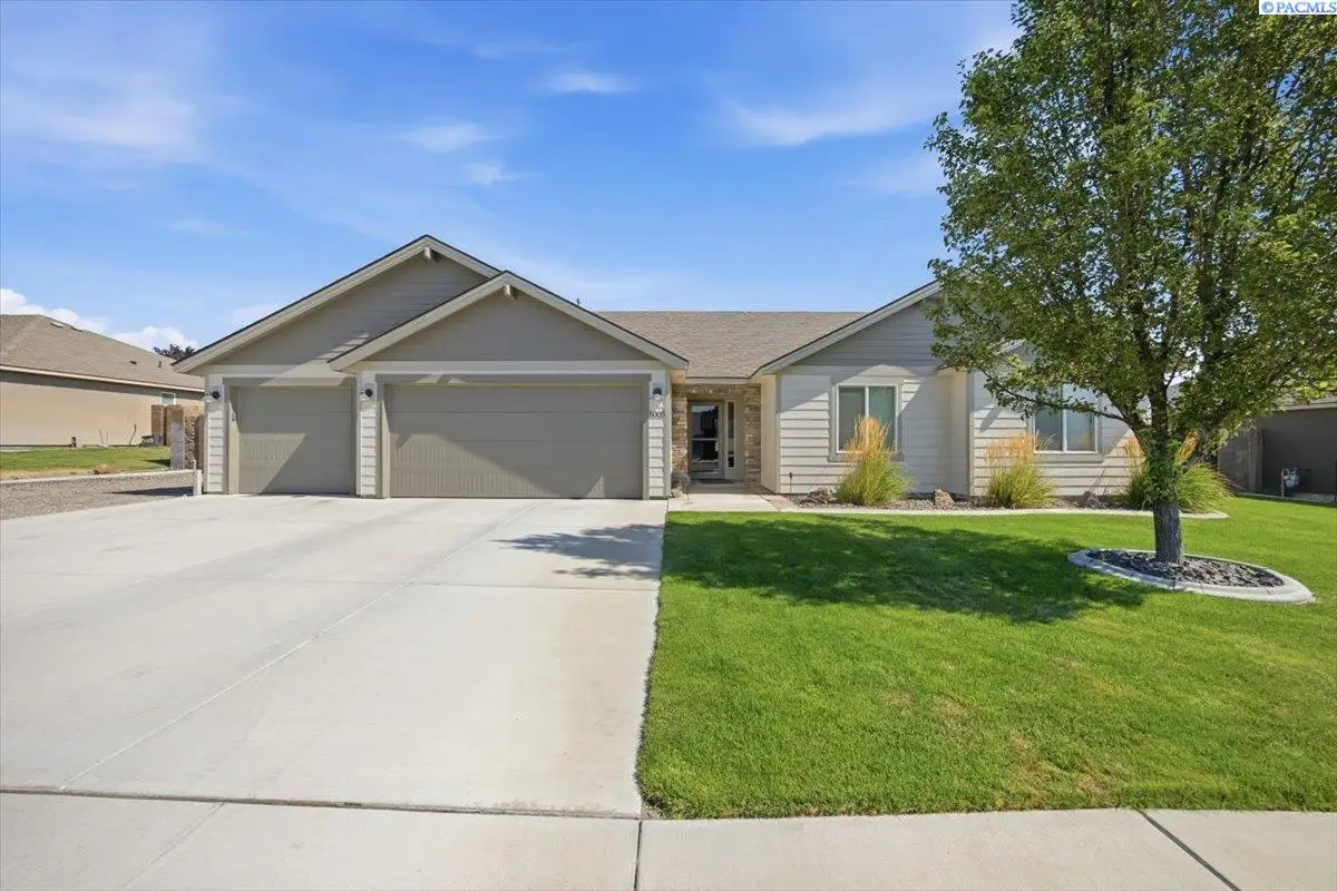 5005 Pinehurst Dr., Pasco, WA 99301 - #1