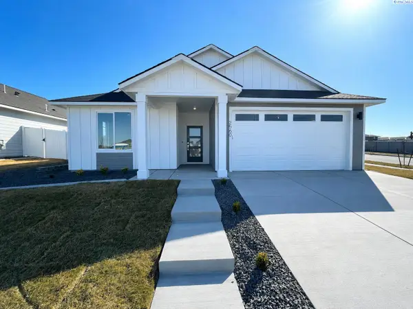 2560 Clark Ridge Drive, Richland, WA 99352