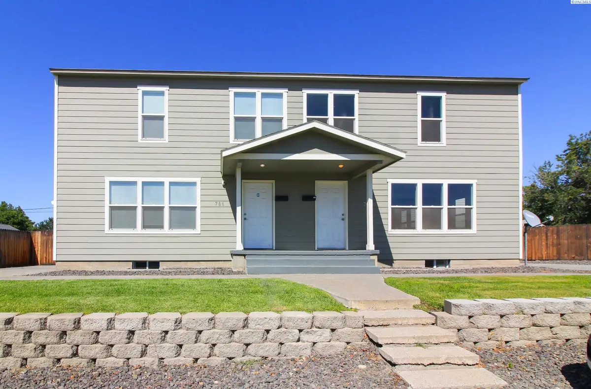 706 Benham Street, Richland, WA 99352 - #1