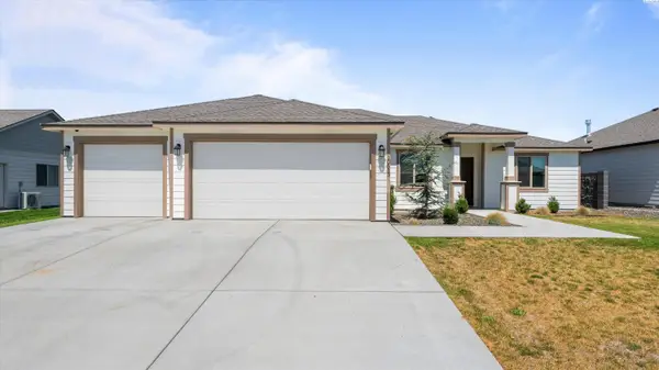 10613 Coho Dr, Pasco, WA 99301