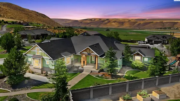75103 E Reata Rd, Kennewick, WA 99338