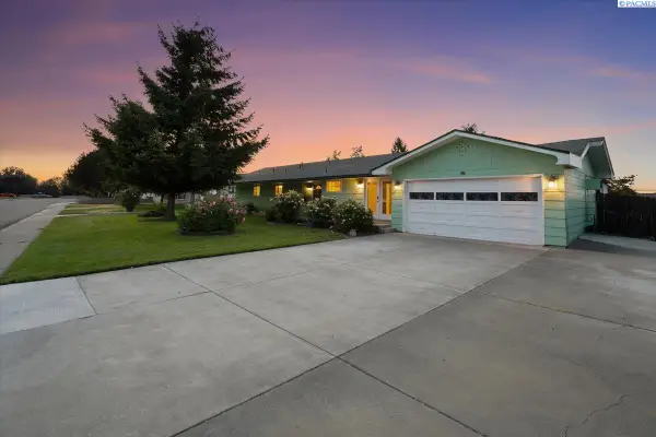 2918 W Metaline Pl, Kennewick, WA 99336
