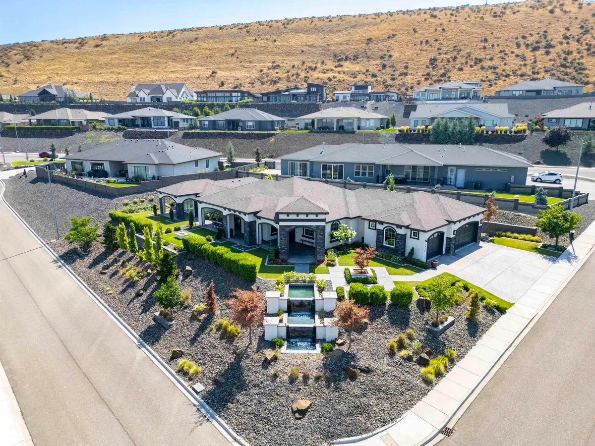 1412 Meadow Hills Drive, Richland, WA 99352 - #1