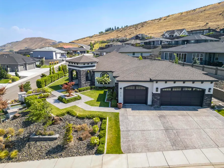 1412 Meadow Hills Drive, Richland, WA 99352 - #2