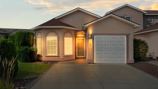 9723 Mia Lane, Pasco, WA 99301