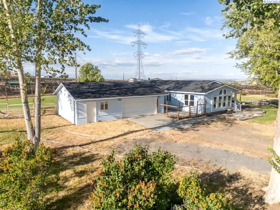 63208 N Whan Rd, Benton City, WA 99320 - #2
