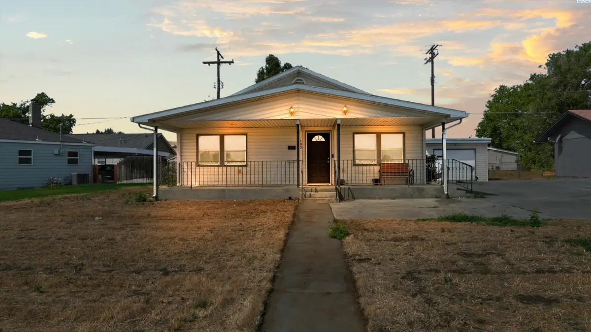 103 George Washington Way, Richland, WA 99352 - #1