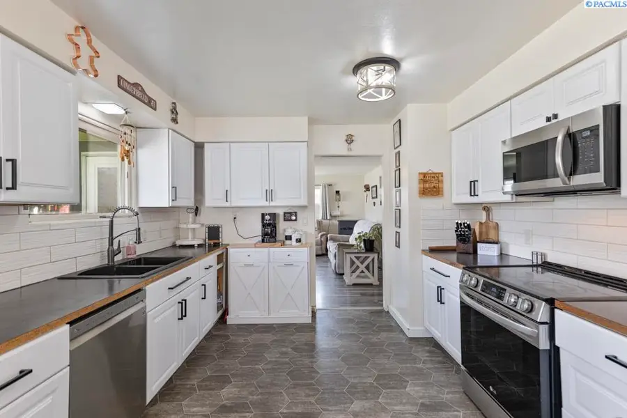 405 W Union, Garfield, WA 99130 - #2