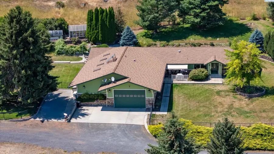 142 Hatley Road, Pullman, WA 99163 - #2