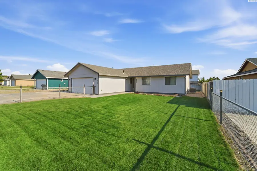 6304 Candlestick Dr, Pasco, WA 99301 - #2