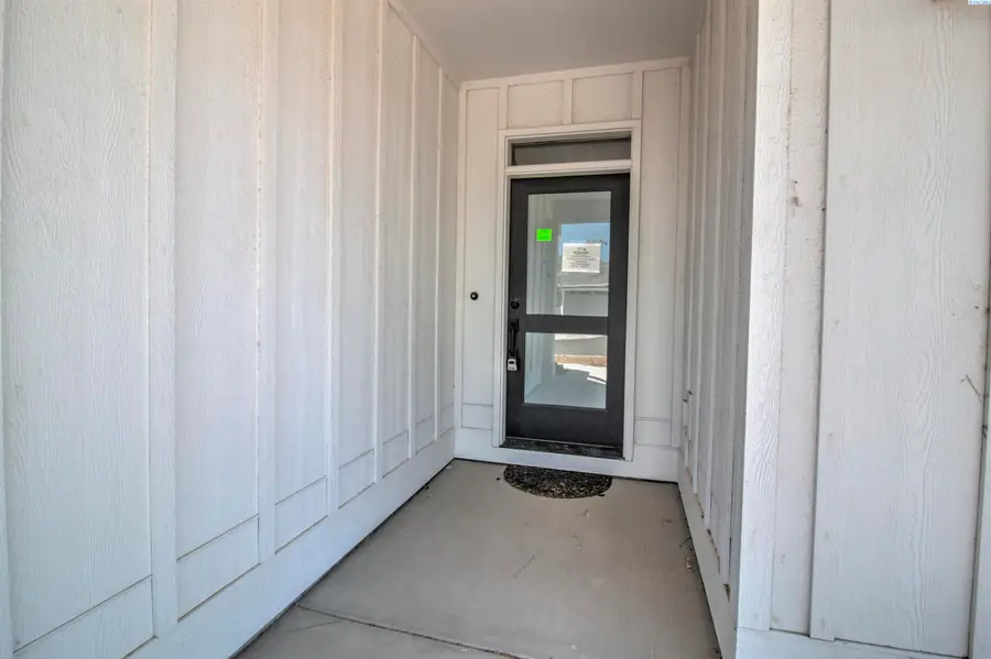 4933 White Dr, Richland, WA 99352 - #3