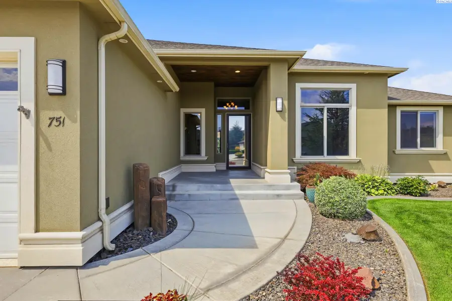 751 Meadows Dr. S., Richland, WA 99352 - #3