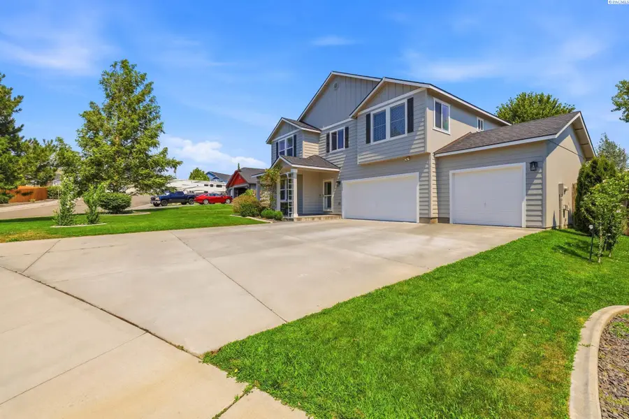 2144 Crab Apple Circle, West Richland, WA 99352 - #2