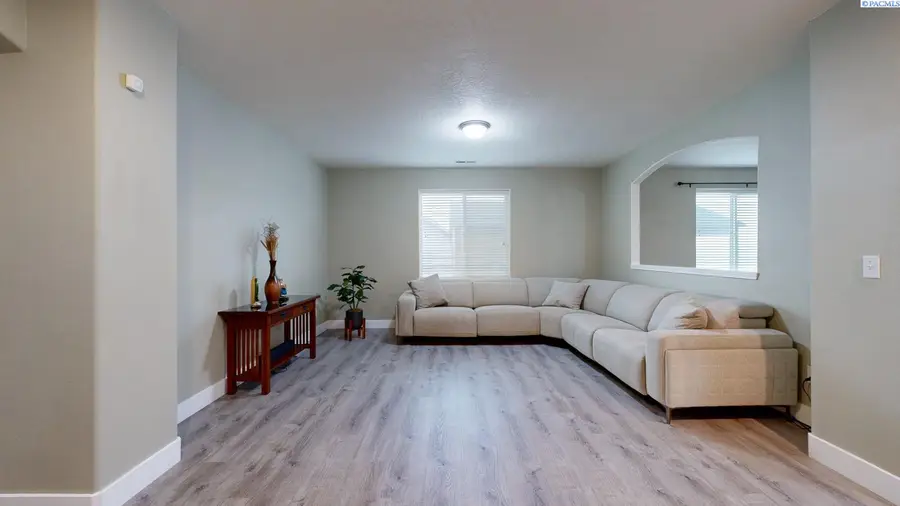 4811 Avion Drive, Pasco, WA 99301 - #3