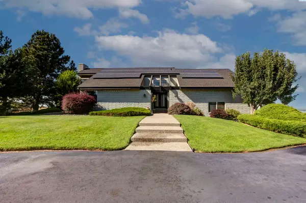 202008 E Terill Rd, Kennewick, WA 99337-6900